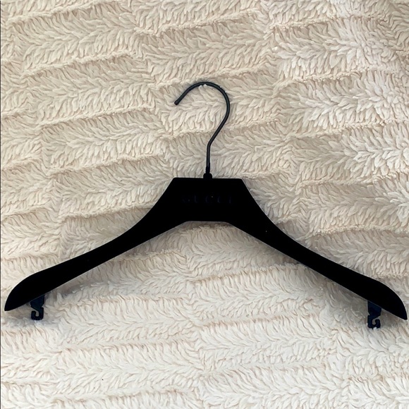 GUCCI HANGER - Picture 2 of 5